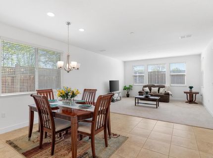 18338 Amador Dr, Lathrop, CA 95330 Photo