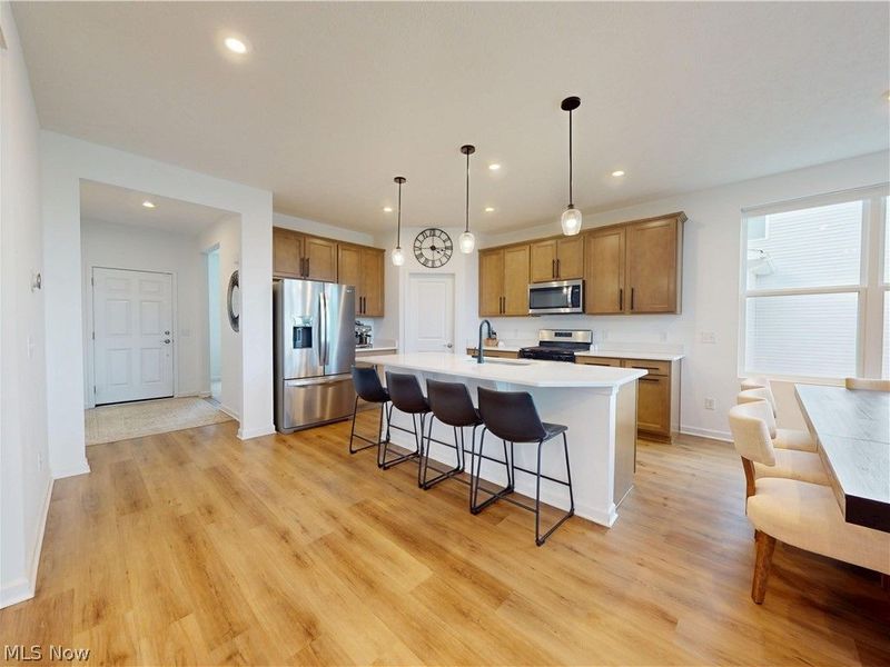 8215 Mustang Lane, Mentor, OH 44060 Photo 17