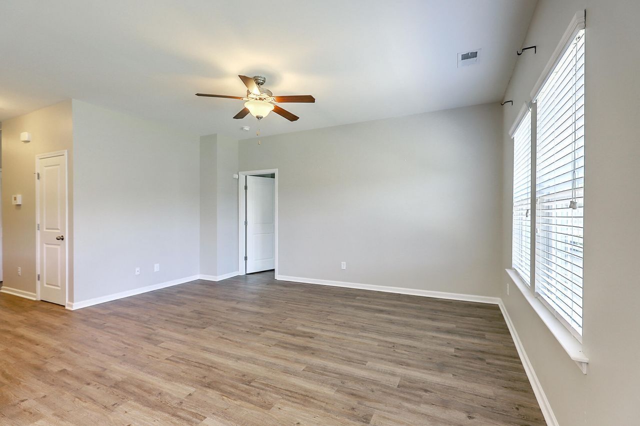 9657 Spencer Woods Road Photo 14