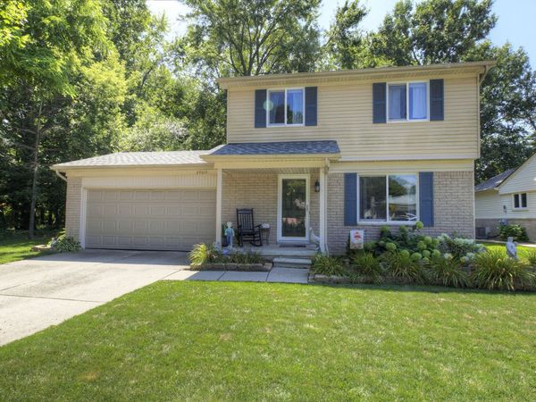 39615 Kirkland Drive, Canton, MI 48188