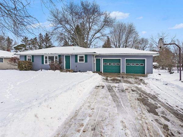 818 N Main Street, Evart, MI 49631