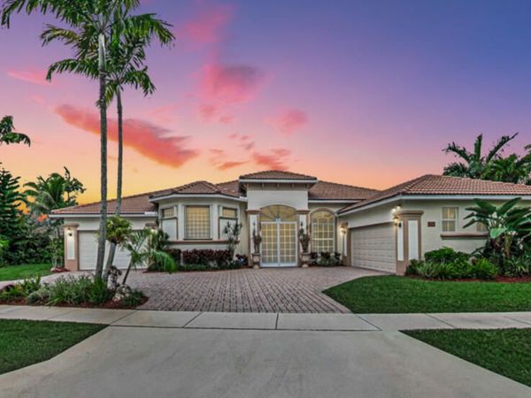 9433 Lantern Bay Circle, West Palm Beach, FL 33411