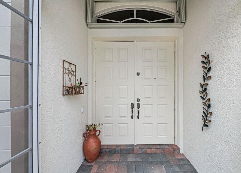 9433 Lantern Bay Circle, West Palm Beach, FL 33411 Photo