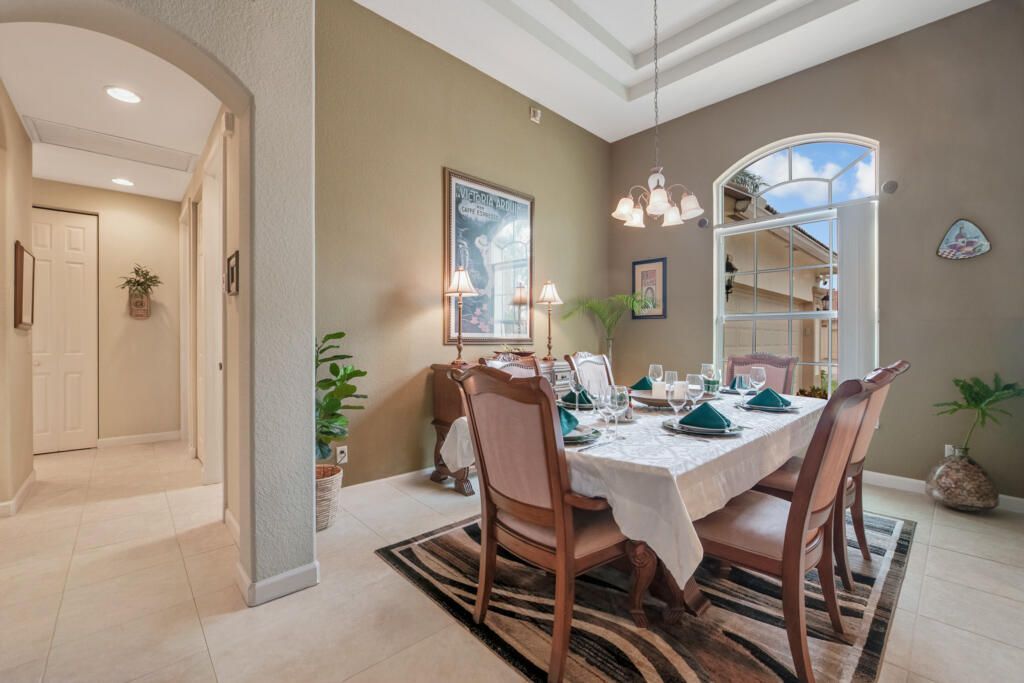 9433 Lantern Bay Circle, West Palm Beach, FL 33411 Photo