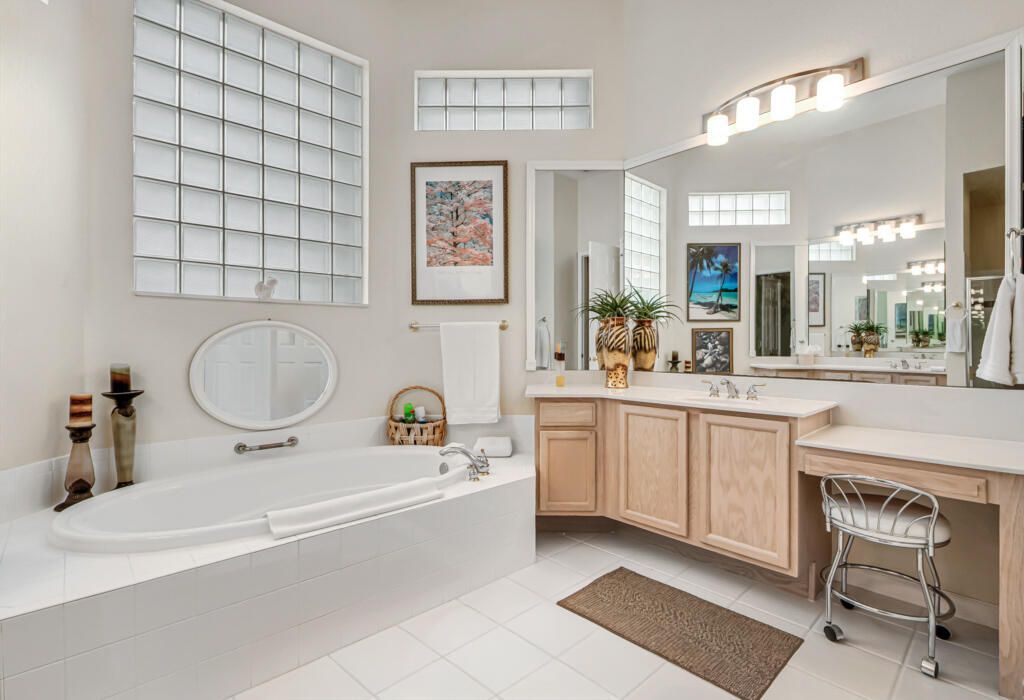 9433 Lantern Bay Circle, West Palm Beach, FL 33411 Photo