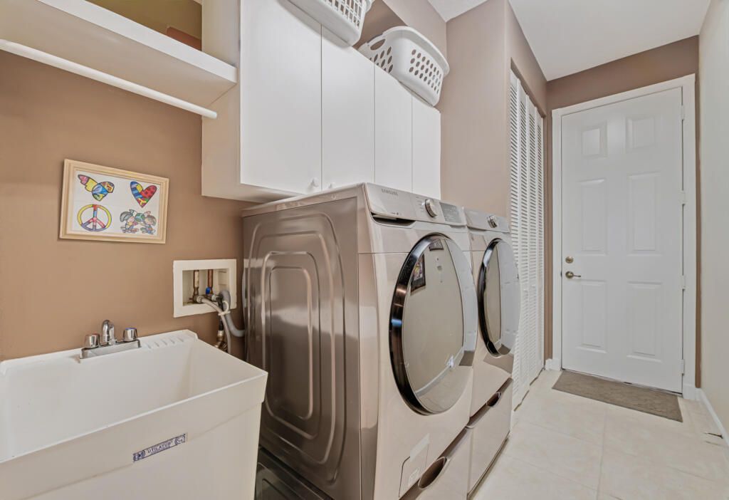 9433 Lantern Bay Circle, West Palm Beach, FL 33411 Photo