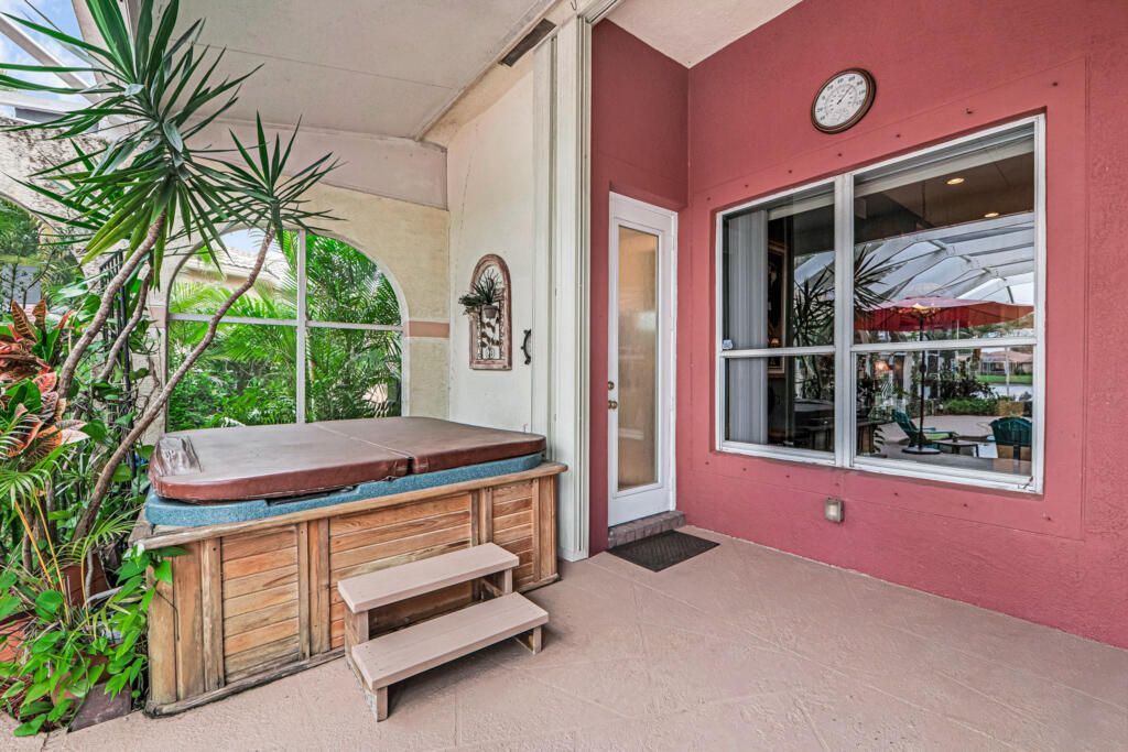 9433 Lantern Bay Circle, West Palm Beach, FL 33411 Photo