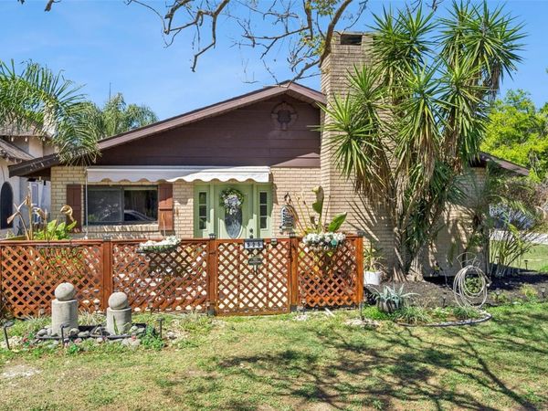 525 7TH STREET NE, WINTER HAVEN, FL 33881