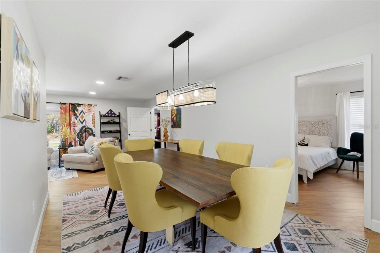 9667 123rd Way, Seminole, FL 33772 Photo