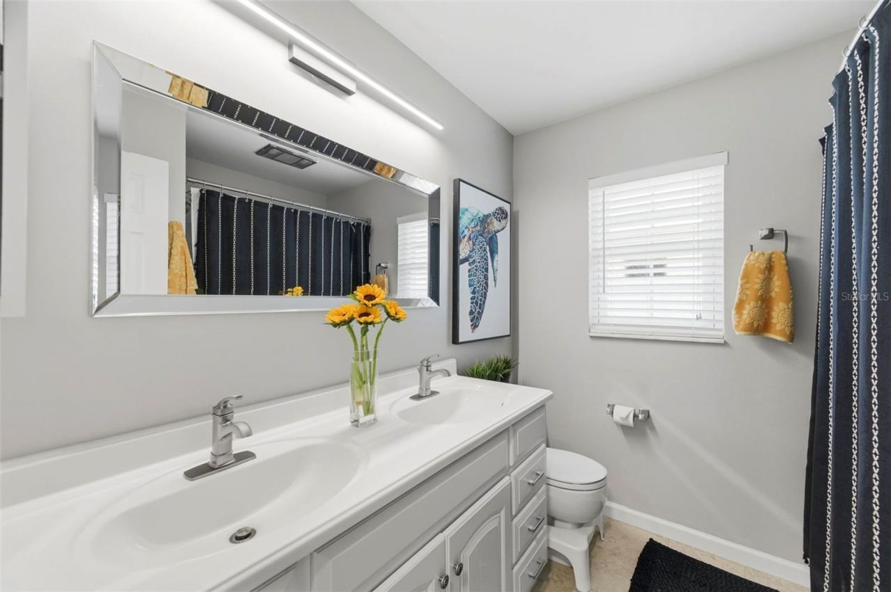 9667 123rd Way, Seminole, FL 33772 Photo