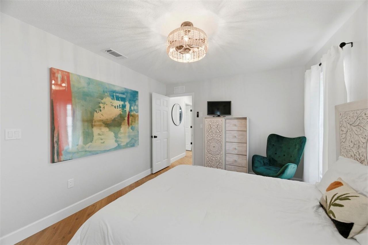 9667 123rd Way, Seminole, FL 33772 Photo