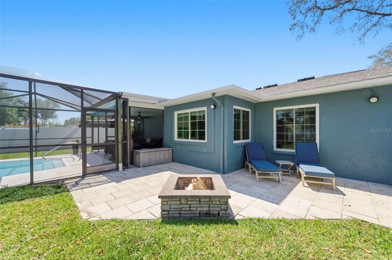 9667 123rd Way, Seminole, FL 33772 Photo