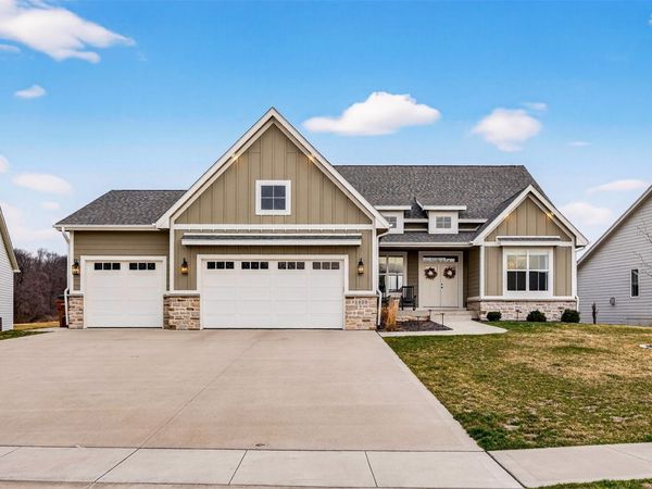 1030 Timber Valley Circle, Polk City, IA 50226