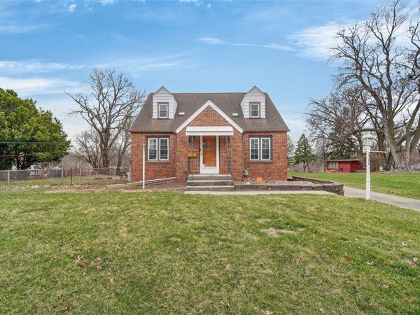 2900 Euclid Avenue, Des Moines, IA 50310