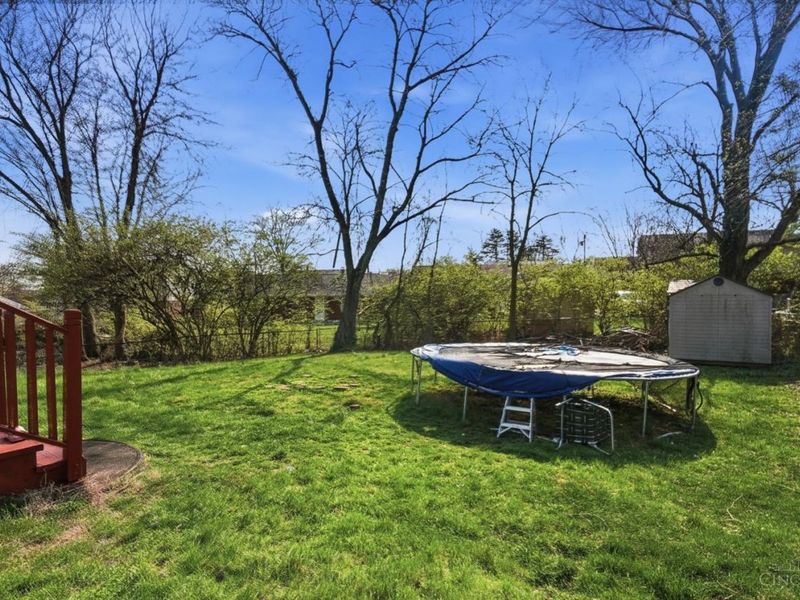 2537 Haverknoll Drive, Cincinnati, OH 45231 Photo 13