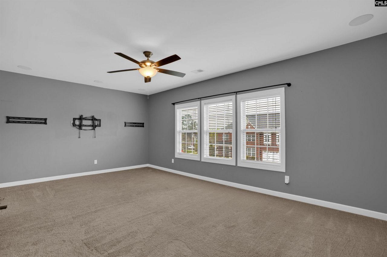 104 Pheasant Glen Court Photo 11