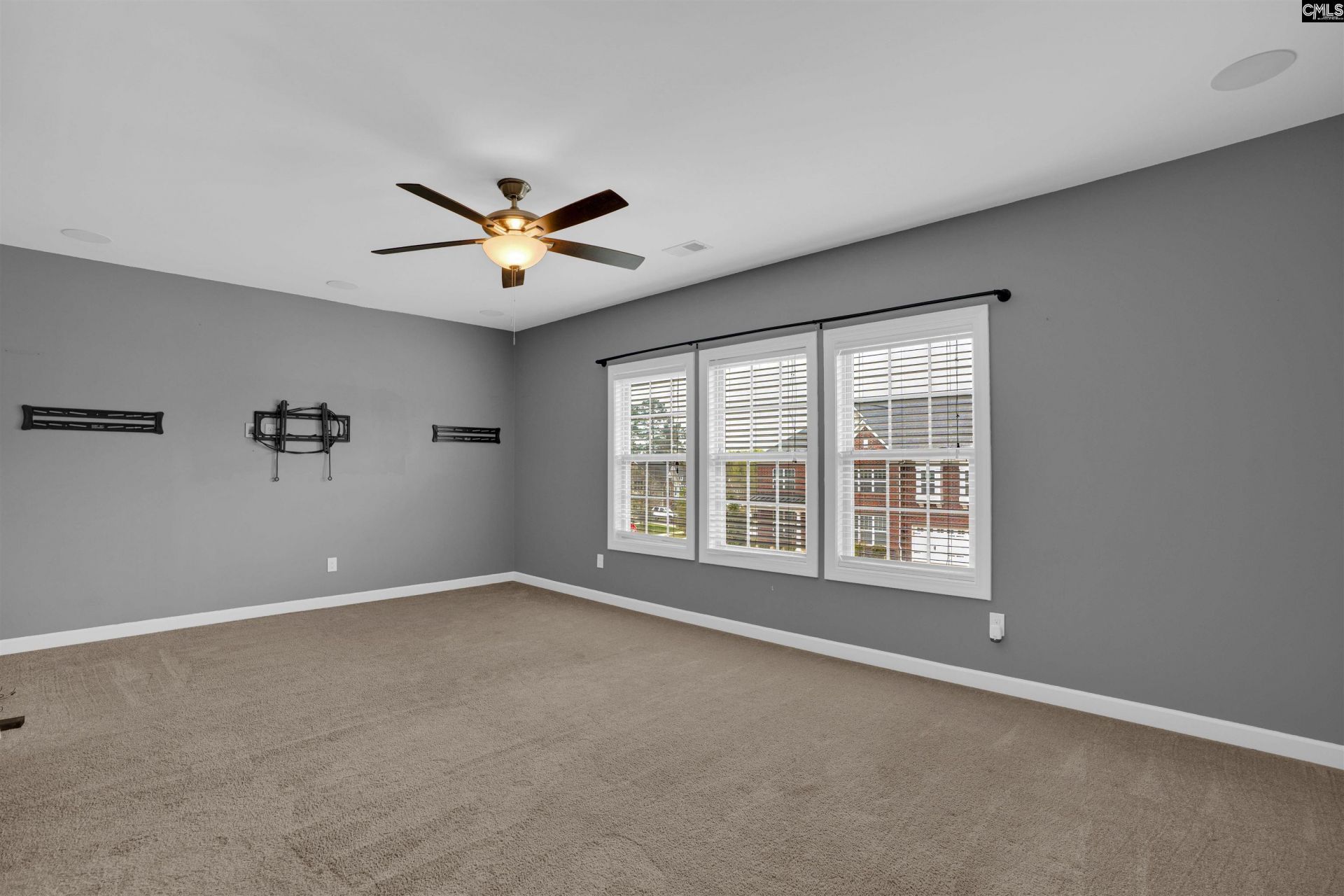 104 Pheasant Glen Court Photo 12