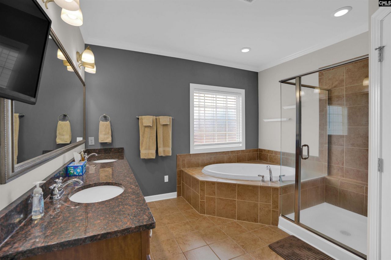 104 Pheasant Glen Court Photo 7