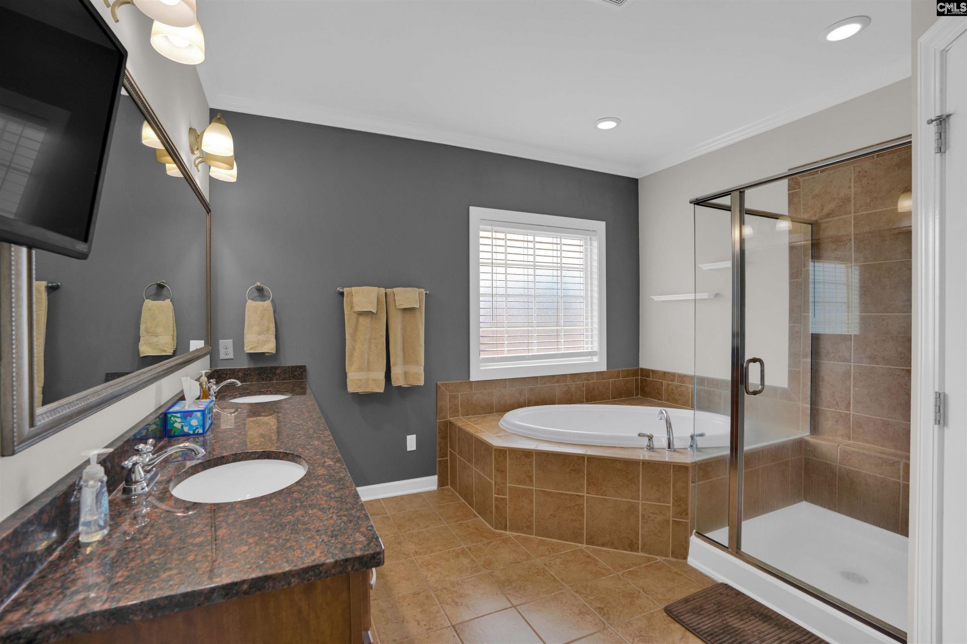 104 Pheasant Glen Court Photo 8