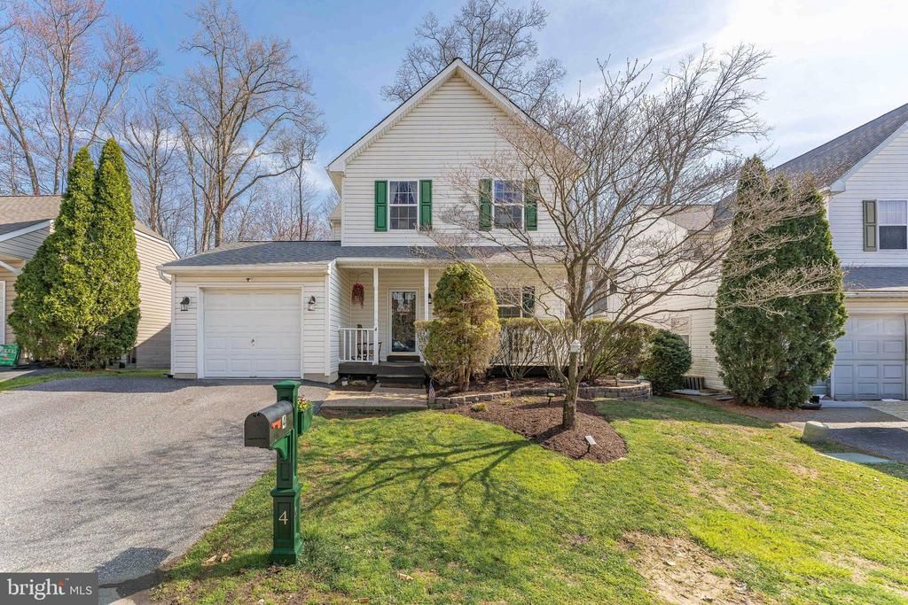 4 CANNON COURT, UPPER CHICHESTER, PA 19061