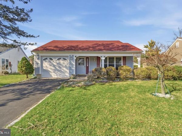 8 MARLOW AVENUE, MANCHESTER TOWNSHIP, NJ 08759