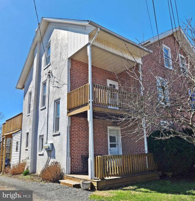 115 EGYPT ROAD, MONT CLARE, PA 19453