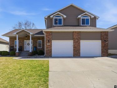 7400 Helen Witt Drive, Lincoln, NE 68512