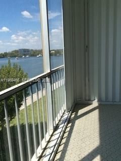 3000 Marcos Dr , Unit P312, Aventura, FL 33160 Photo