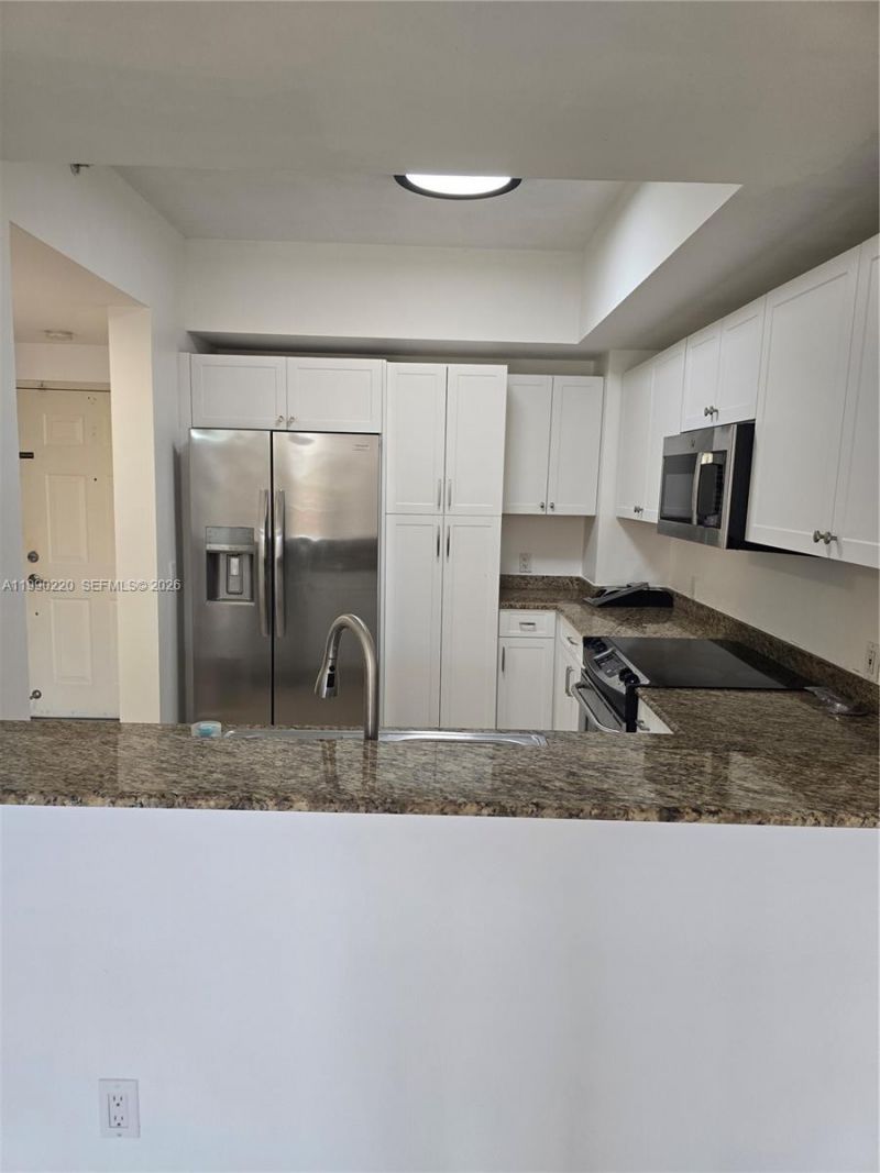 8430 SW 8th St, Unit 308B, Miami, FL 33144 Photo
