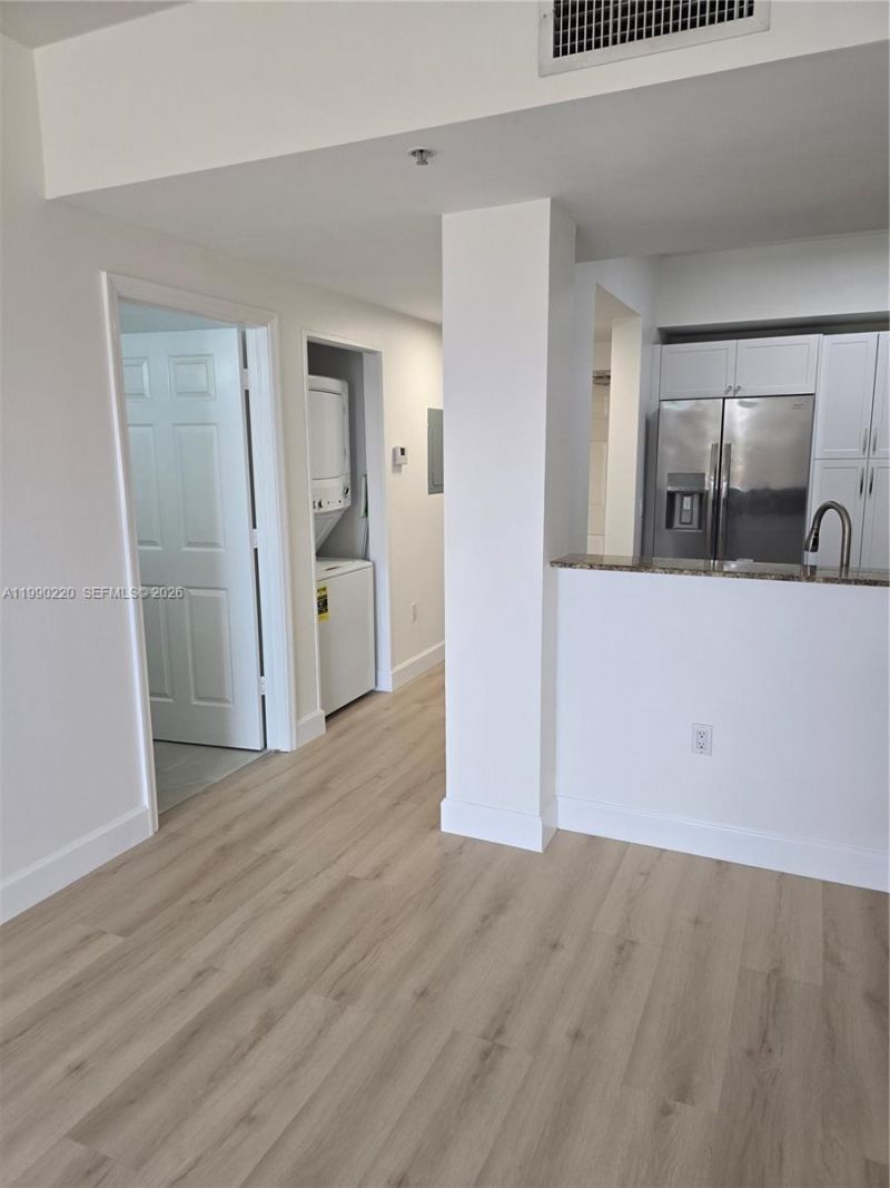 8430 SW 8th St, Unit 308B, Miami, FL 33144 Photo