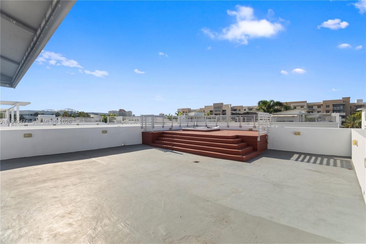 3420 NW 84th Ave , Doral, FL 33122 Photo