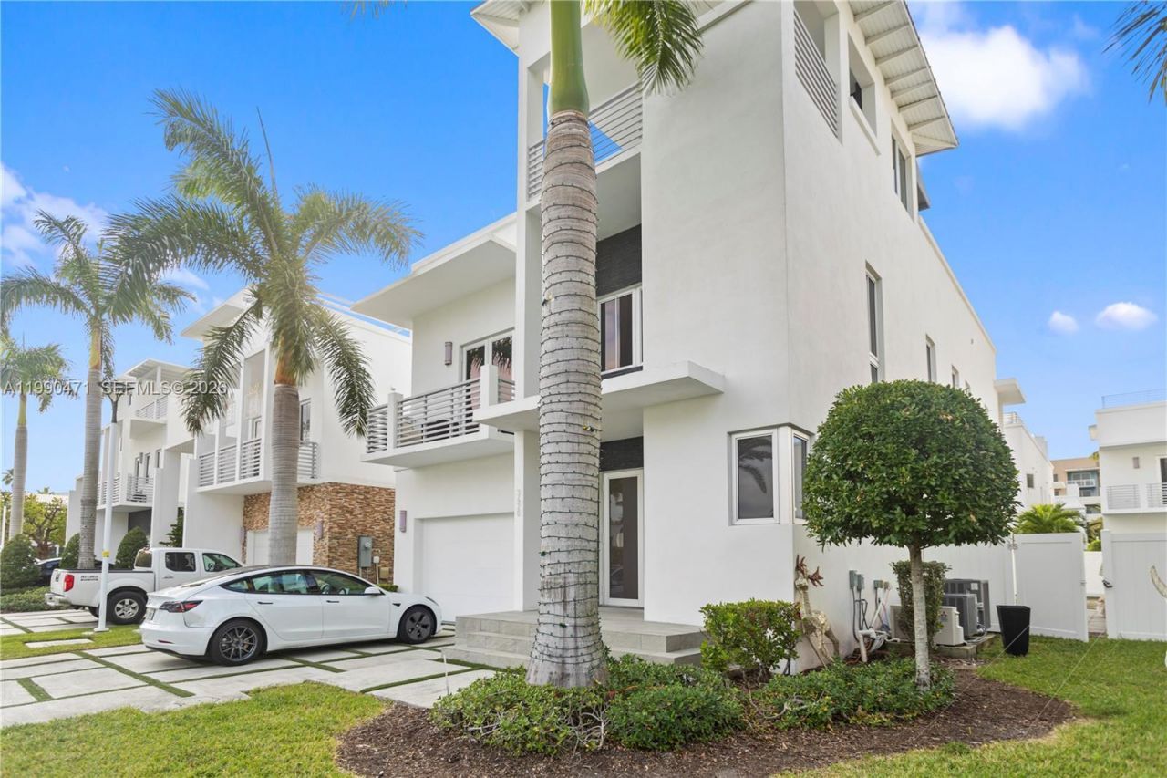 3420 NW 84th Ave , Doral, FL 33122 Photo