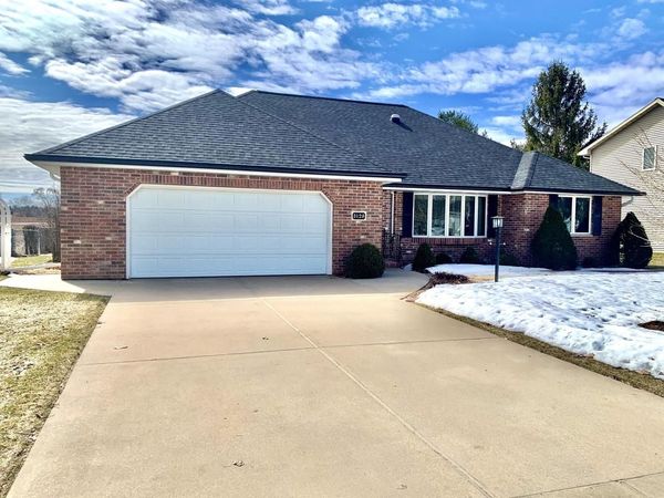 3128 CONCORDIA LANE, Green Bay, WI 54311