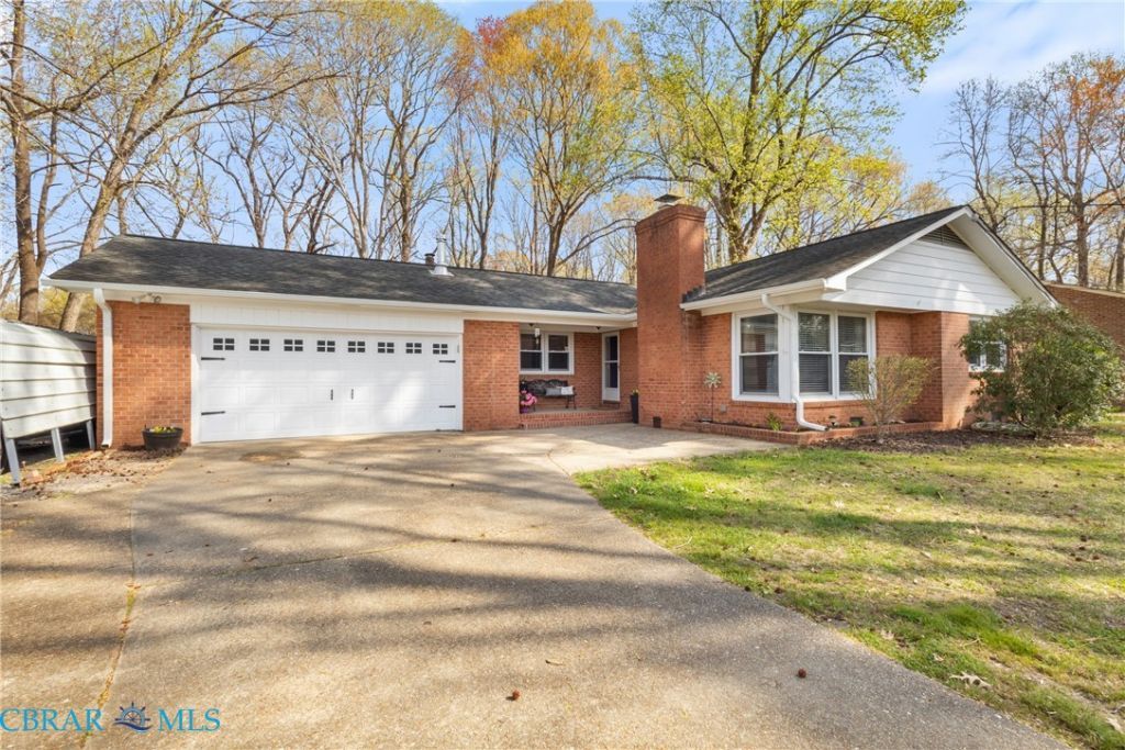 202 Bayberry Lane, Yorktown, VA 23693 Main Photo