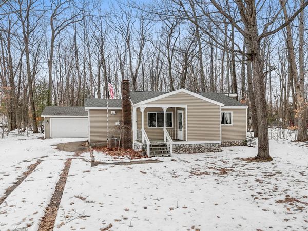 105 Black Squirrel Court, Roscommon, MI 48653
