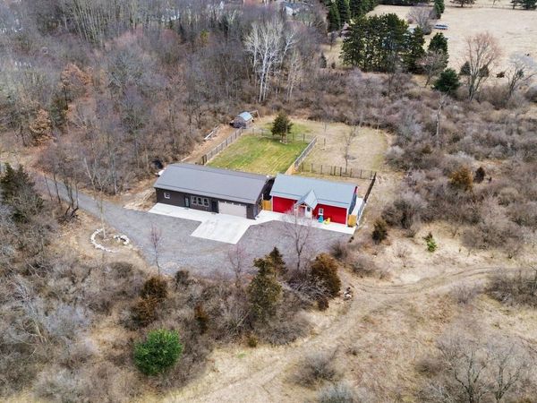 419 S Juniper Street NE, Edmore, MI 48829