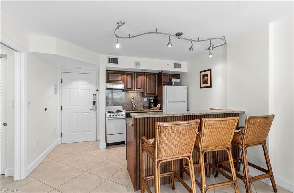 8771 Estero Blvd , Unit 907, Bonita Springs, FL 33931 Photo