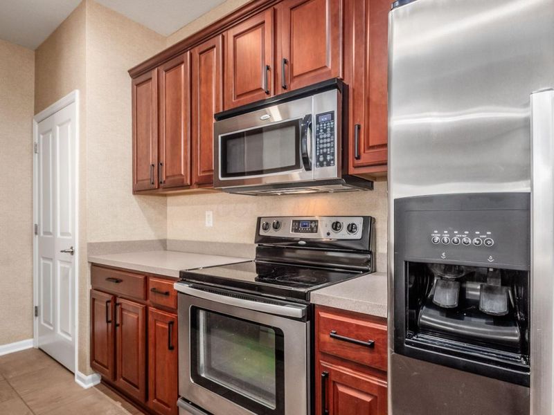 374 Westgreen Lane , Westerville, OH 43082 Photo 12