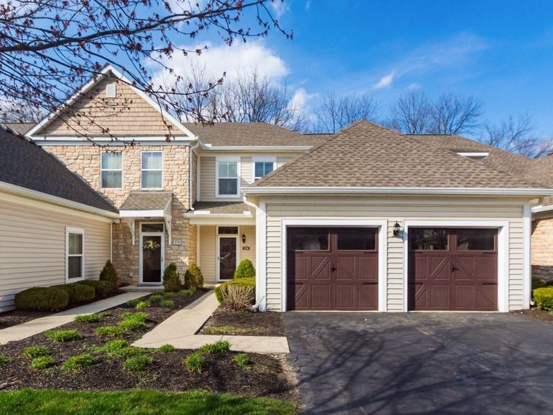 374 Westgreen Lane , Westerville, OH 43082 Photo 2