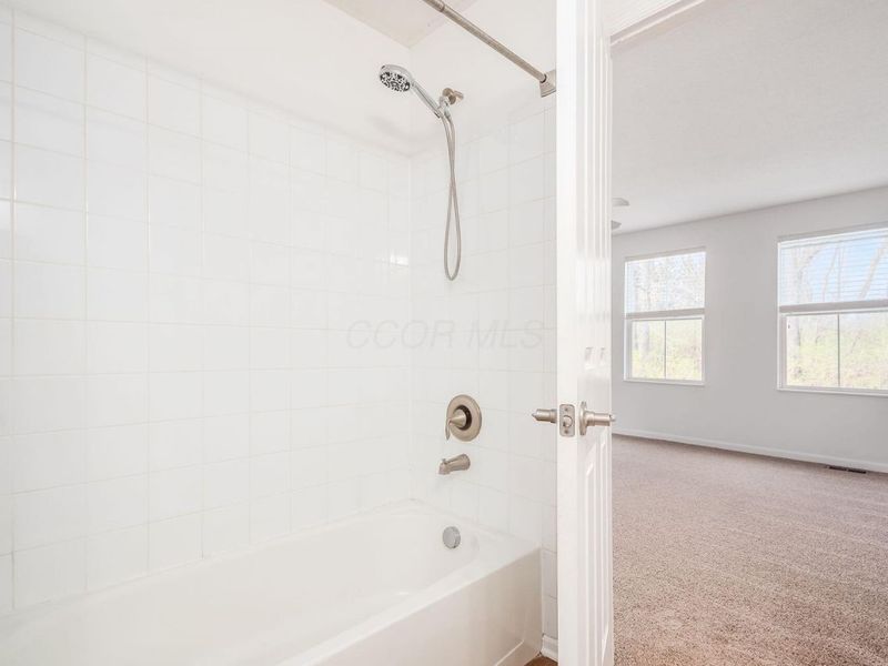 374 Westgreen Lane , Westerville, OH 43082 Photo 29