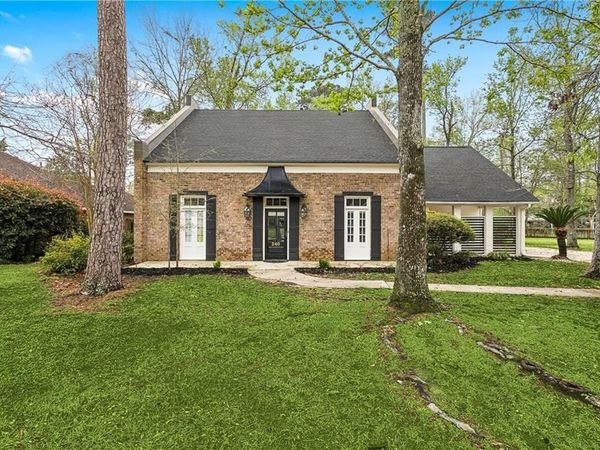 240 SILVER MAPLE Drive, Mandeville, LA 70471
