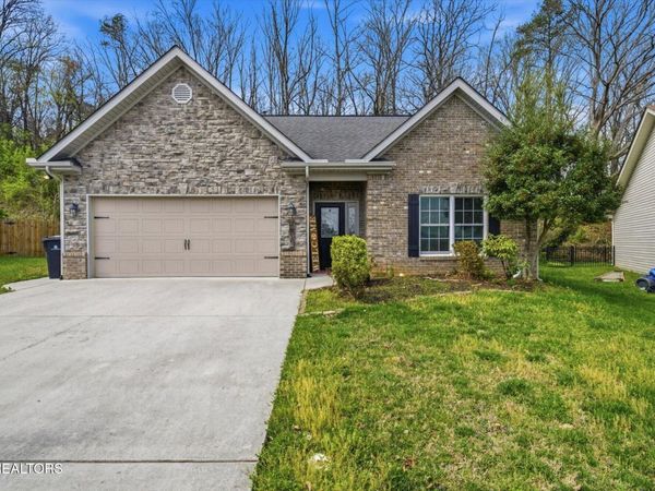 4731 Pecanwood Way, Knoxville, TN 37921