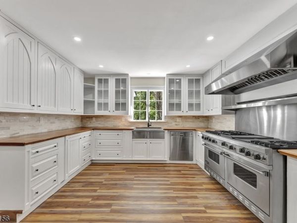 18 Edge Hill Rd, Blairstown, NJ 07825