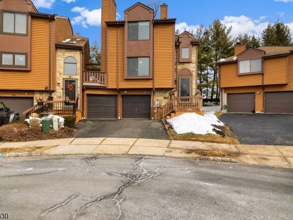 31 Independence Way, Rockaway, NJ 07866