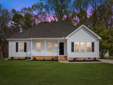 209 Hunters Farm Drive, Raleigh, NC 27603