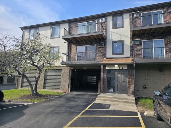 412 E Bailey Road, Unit 101, Naperville, IL 60565