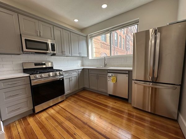 7 Worcester St, Unit 2, Boston, MA 02118
