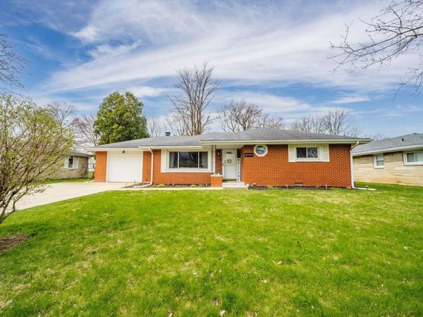 3709 N Lanewood Drive, Muncie, IN 47304