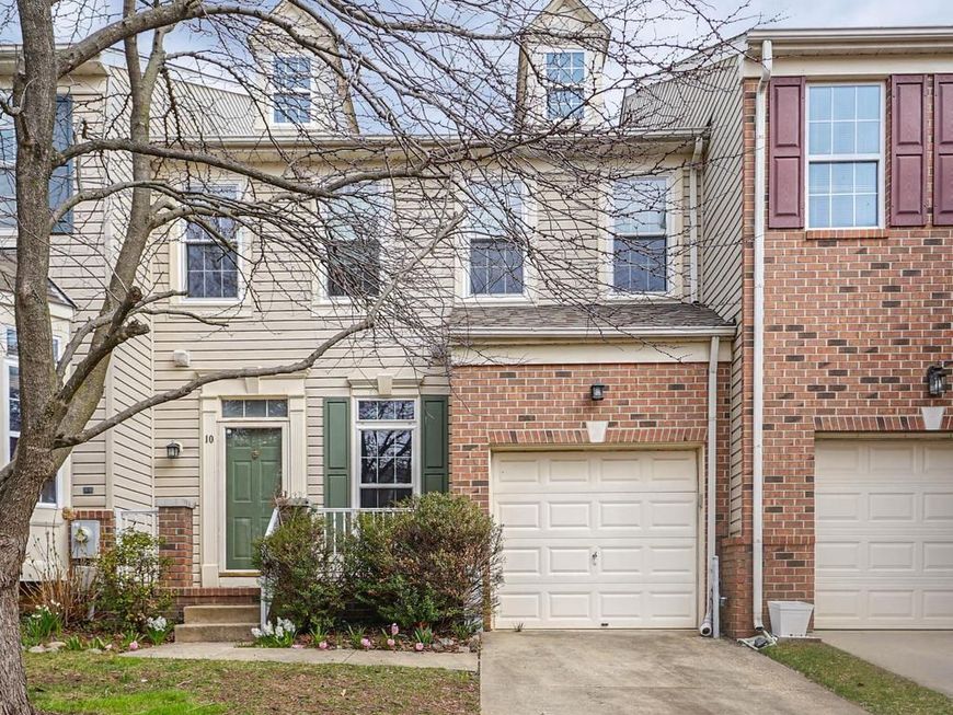 10 Pepperdine Circle, Baltimore, MD 21228 Main Photo