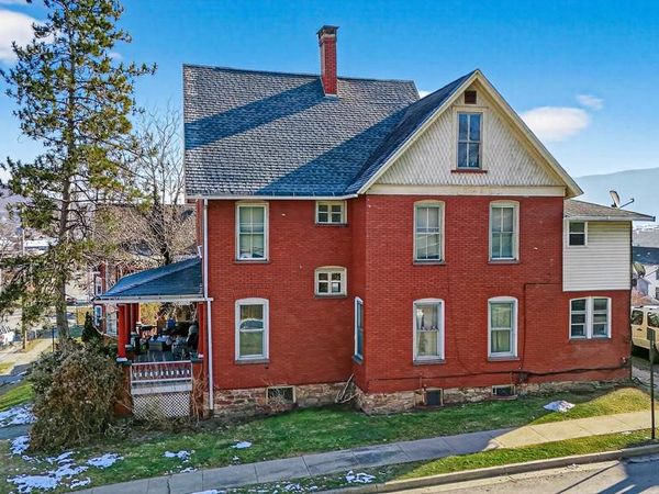 624 BELLEFONTE AVENUE , LOCK HAVEN, PA 17745